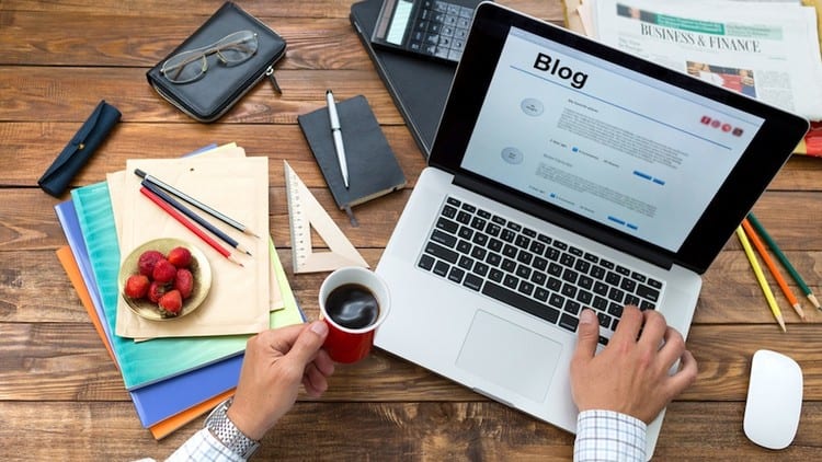Blog और Blogging क्या है पूरी जानकारी